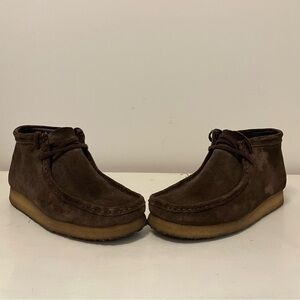 Men's Brown Suede Clarks Wallabee Shoes